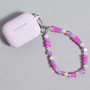 NWT Urban Outfitters Lilac Gummy Bear Bead AirPods Pro Case
